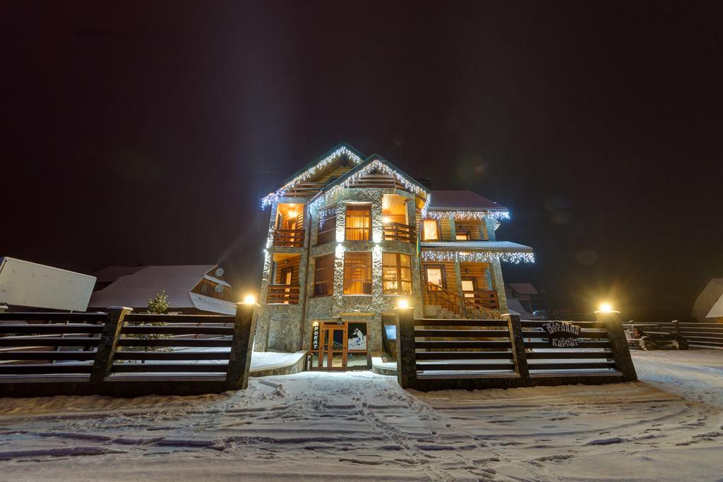 Hotel Perlyna Karpat 布克维 外观 照片